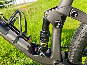 Celoodpružené horské kolo Scott Spark carbon vel.L - 16