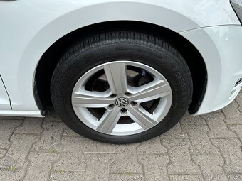 VW Golf 7 1.4TGI 81kW DSG ALU 16'' KŮŽE Vyhř. okno LED - 16