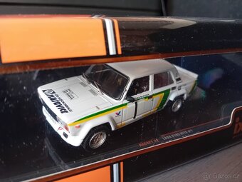Škoda, BMW, Chevrolet, Volha, VW, Ford a Jaguar   1:43  IXO - 16