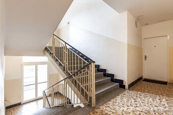 Byt 2+kk o ploše 55 m2 - Praha, Žižkov - 16