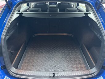 Škoda Octavia combi 2.0 TDI Ambition r.v.2023 ODPOČET DPH - 16