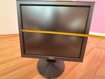 LCD monitor ASUS – perfektní stav, včetně kabelů - 16