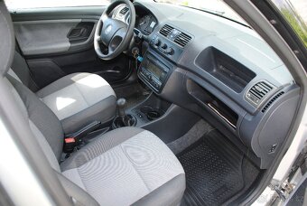 Škoda Fabia 2 kombi 1.4 63kW - klimatizace - ESP - 16