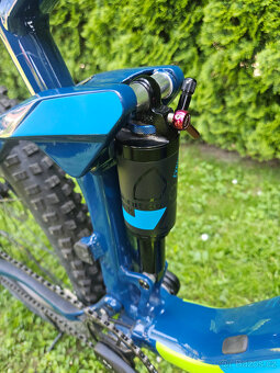 29" celoodpružené horské hliníkové kolo CUBE, rám 20"(L) - 16