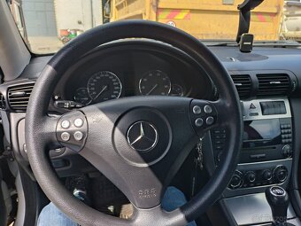 Mercedes Benz C 180 K, kupé - 16