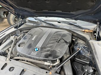 BMW F11 530xd 190 kW – náhradní díly - 16