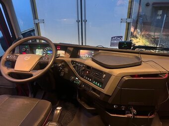Volvo FH460 - 16