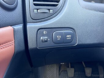 Kia Sportage 4x4 - 2.0 Crdi - 16