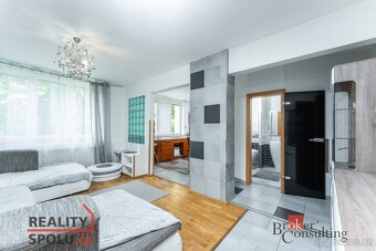 Prodej, byty/2+kk, 65 m2, Benešovo náměstí 2445, 53002 Pardu - 16