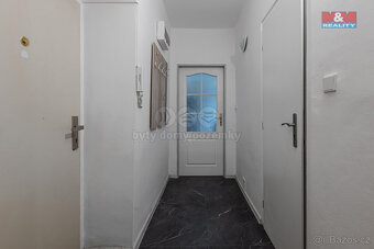 Prodej bytu 2+1, 52 m², Klatovy, ul. Vaňkova - 16