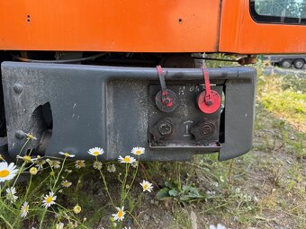 UX 100, UNIMOG - 16