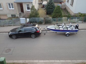 Hliníkový člun s motorem - 16