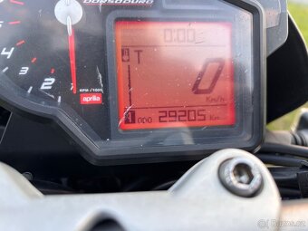 Aprilia Dorsoduro 750 - 16
