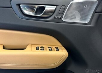 Volvo XC60 T8 AWD Ultimate+ DARK záruka 335 kw - 16