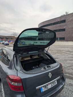 Renault Laguna 3.0 dci V6 - 16