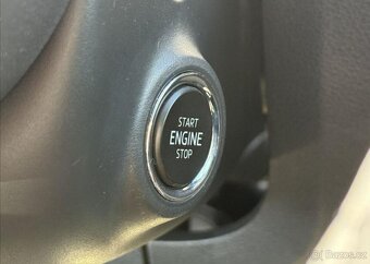 Škoda Fabia 1,2 TSI DIGIKLIMA, LED, ACC benzín manuál 66 kw - 16