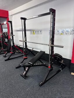 PRODEJ KOMPLETNÍHO FITNESS VYBAVENÍ - TOP STAV - 16