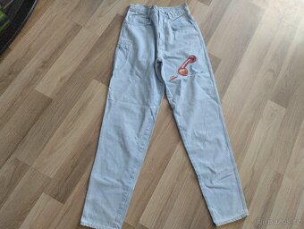 Jeans s vysokým pasem - 16