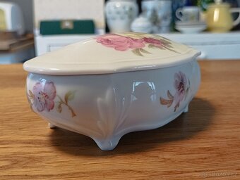 PORCELÁNOVÁ DÓZA NA ŠPERKY PHILIPPE DESHOULIERES FRANCIE - 16