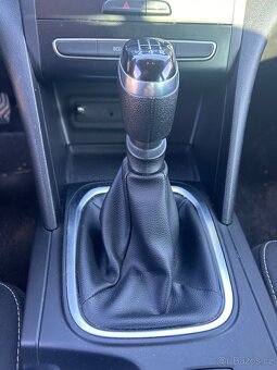 Renault Megan benzin 1.6 výkon: 84 kw manuální převodovka - 16