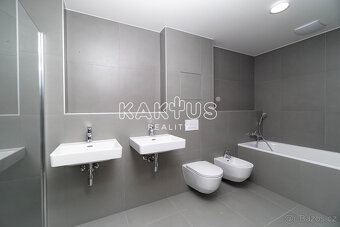 Pronájem bytu 4+KK (114m²) s předzahrádkou v novostavbě na u - 16