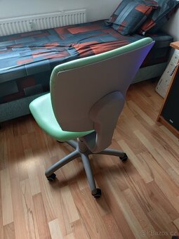 Kancelářská židle - 16