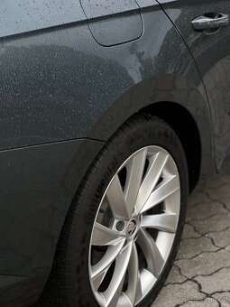 Škoda Superb Laurin & Klement 2018 - 16