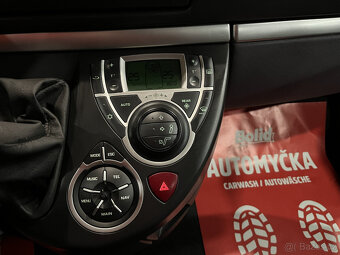 Peugeot 807, 2.2HDI 94kW, VELKÝ SERVIS, MÁLO KM - 16