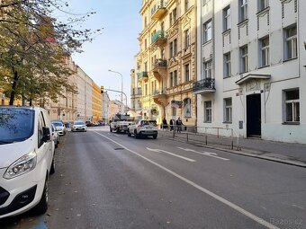 1+KK, 42m2, P3 Žižkov, Ondříčkova, luxusně zrekonstruovaný b - 16