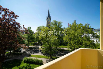 Prodej bytu  3+1 (63 m2) s prostorným balkónem, os. vlastnic - 16