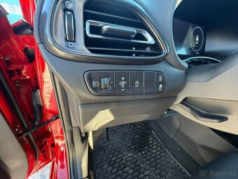 Hyundai i30 Fastback NLINE - 16