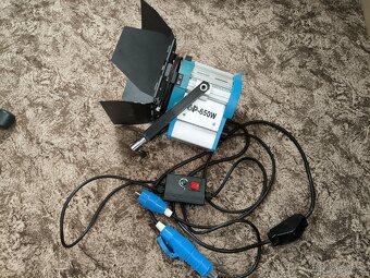 Arri 1000W - studiové světlo - 16