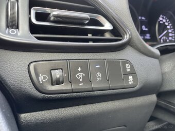Hyundai i30 N-Line 1,5 T-GDI MHEV DCT - 16