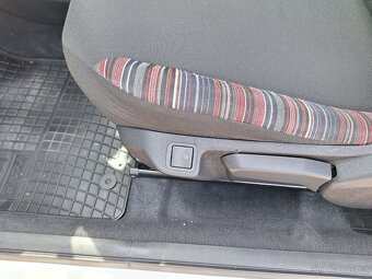 Citroen C1 1.0i 53KW FEEL S.Kniha, Klima + Zimní kola ,Tempo - 16