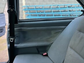 BMW E36 318is Coupe M44B19 MontrealBlau - 16
