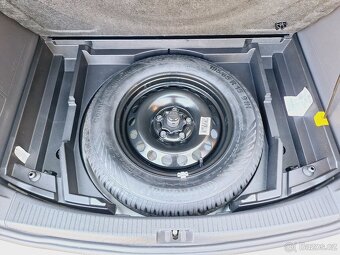 Volkswagen Touran, 1,9TDi, prav.servis,2x kola - 16