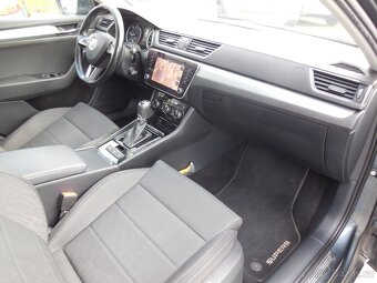 Prodám Škodu Superb 1.6 TDI 77kw DSG Panorama rv 12/2017 - 16