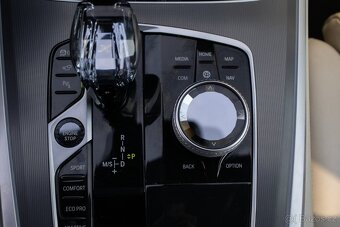 BMW X5 xDrive30d 210kW (2021). - 16