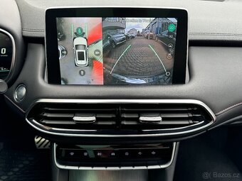 MG EHS PHEV Luxury 1.5 190kW AUT. 79tkm Panorama Virtual - 16