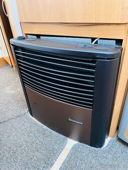 OBYTNÝ PŘÍVES HOBBY 560 - 16