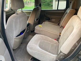 ford explorer - 16