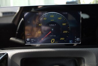 Mercedes-Benz A trieda 180 A/T - 16