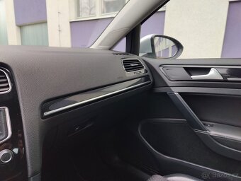 Volkswagen Golf 1,6 TDI Bluemotion /CEBIA - 16