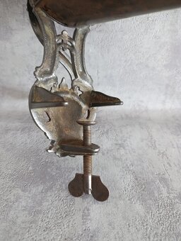 Velmi starý (cca 110-115let) krásný zdobený mlýnek DUPLEX - 16