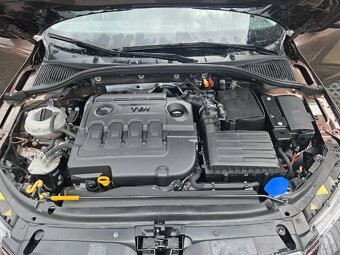 Škoda Octavia III.2.0 TDI Led Xenon - 16