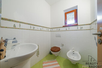 Prodej RD 5+1 pro rodinu Jezernice, 293 m2, 856 m2 pozemek,  - 16
