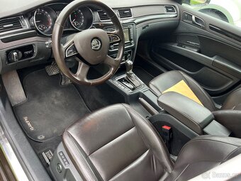 Škoda Superb 2 Face 2015 2.0 TDi 125kW DSG Laurin a Klement - 16