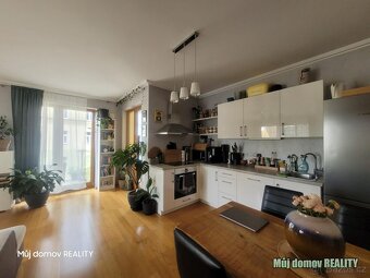 Pronájem moderního bytu 2+kk, 60,1 m Komunardů 1608/20, Prah - 16