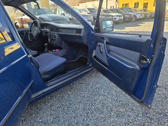 Mercedes-Benz 190 2.0D 1987 STŘEŠNÍ šíbr - 16