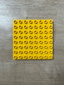 LEGO Duplo deska 8x8. - 16